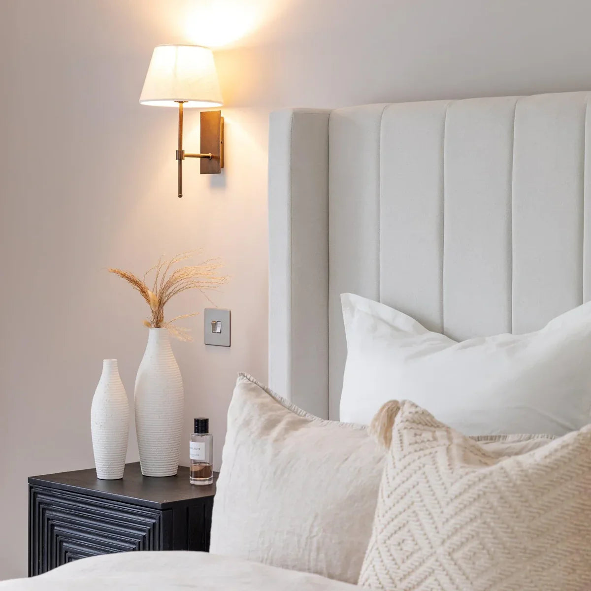 Mayfair Bed by Moderna - view 8