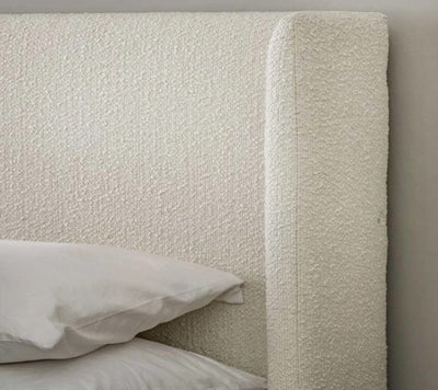 Letto imbottito Fairfax con spalliera a orecchioni